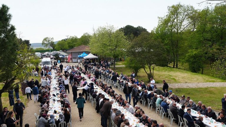 Pendik’te geleneksel Hıdırellez şenliği
