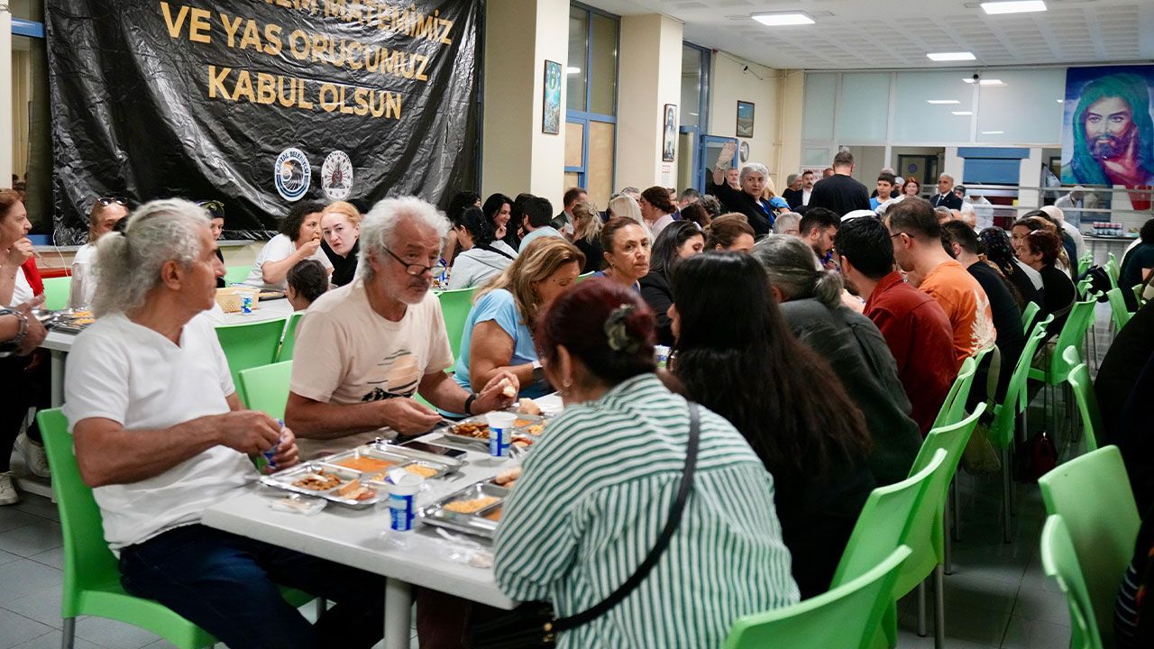 Muharrem ayının ilk orucu Kartal Cemevi’nde açıldı